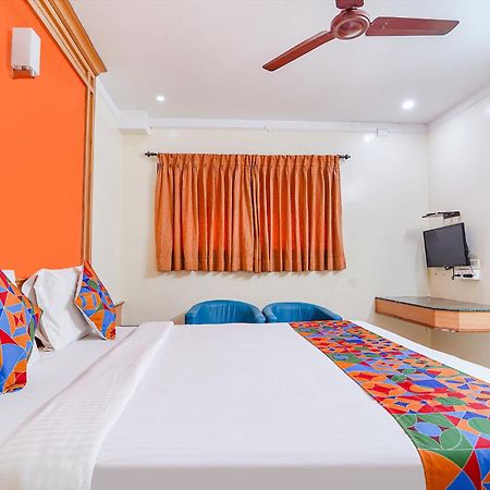Fabhotel Ess Paradise - Nr Bus Stand Коимбатур Экстерьер фото